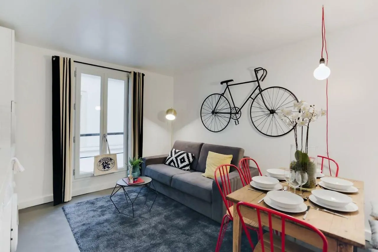 Charming House For 6 People - Louvre & Opera Apartment Paris